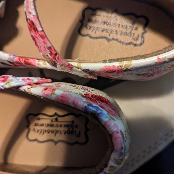 Pipperdoodles sz 3 Bow Shoes - Picture 5 of 5